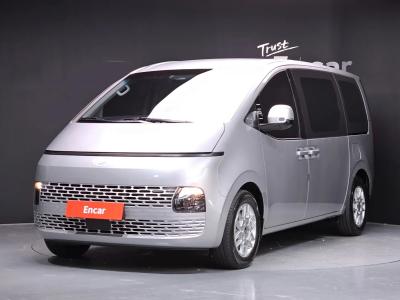 2025 Hyundai Staria