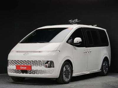 2025 Hyundai Staria