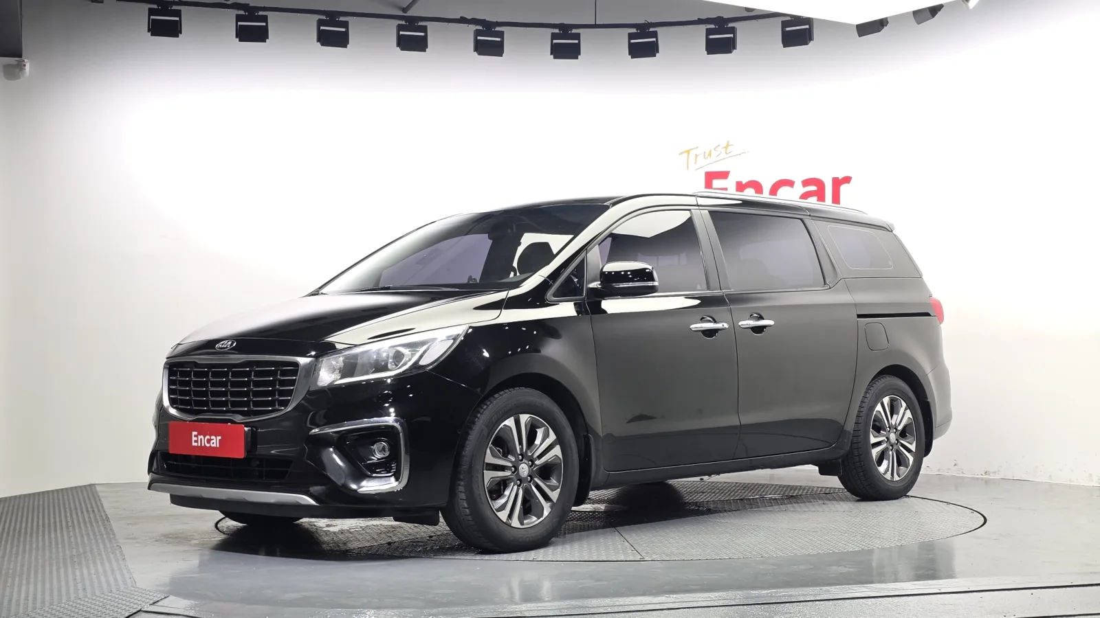 2019 Kia Carnival