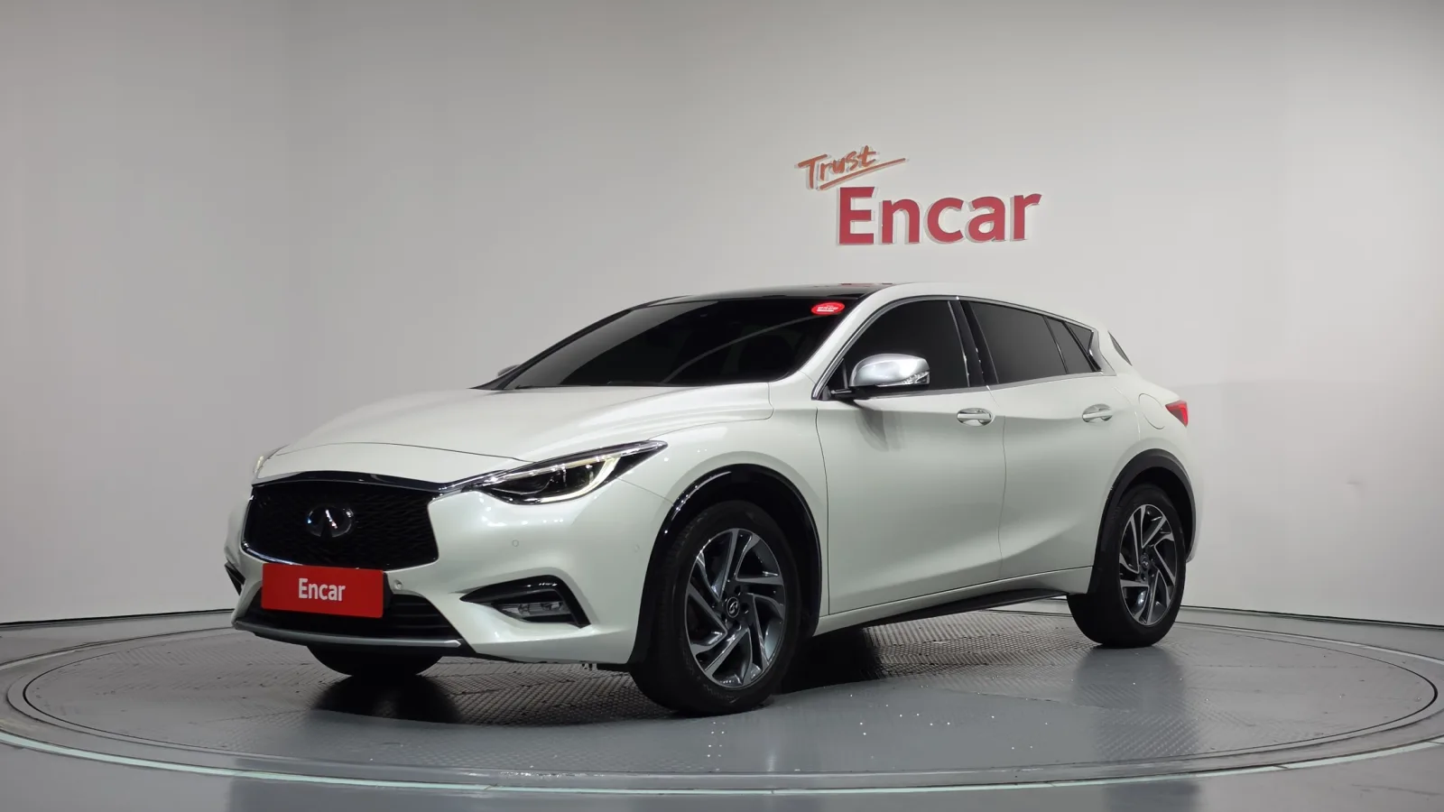 2019 Infiniti Q30