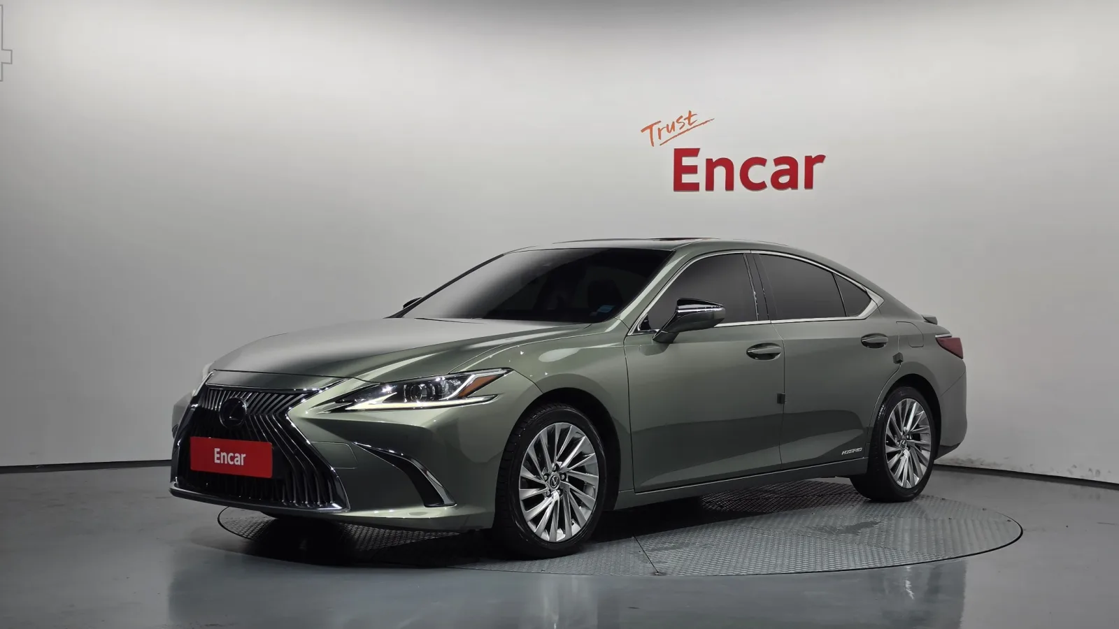 2019 Lexus ES