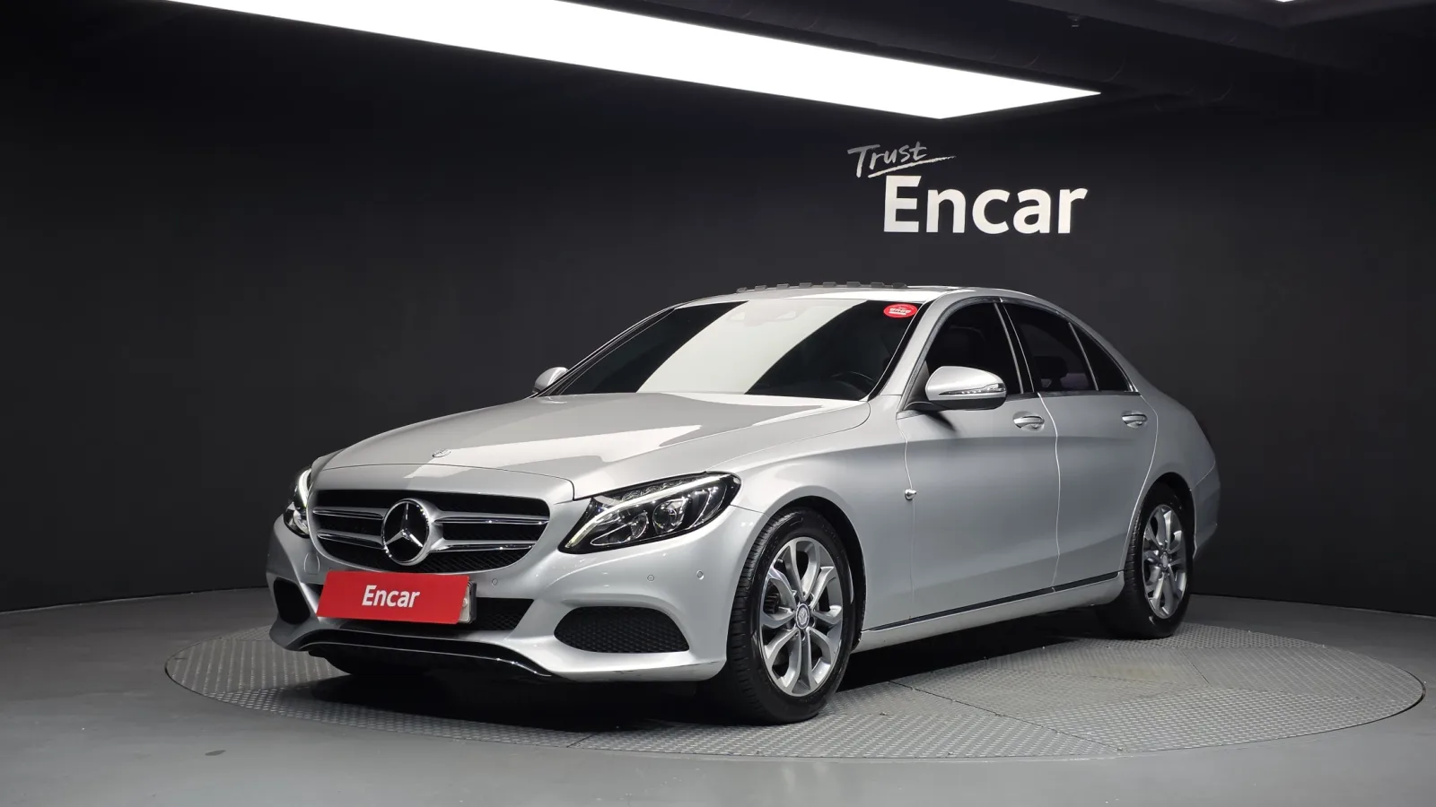 2016 Mercedes-Benz C-Class