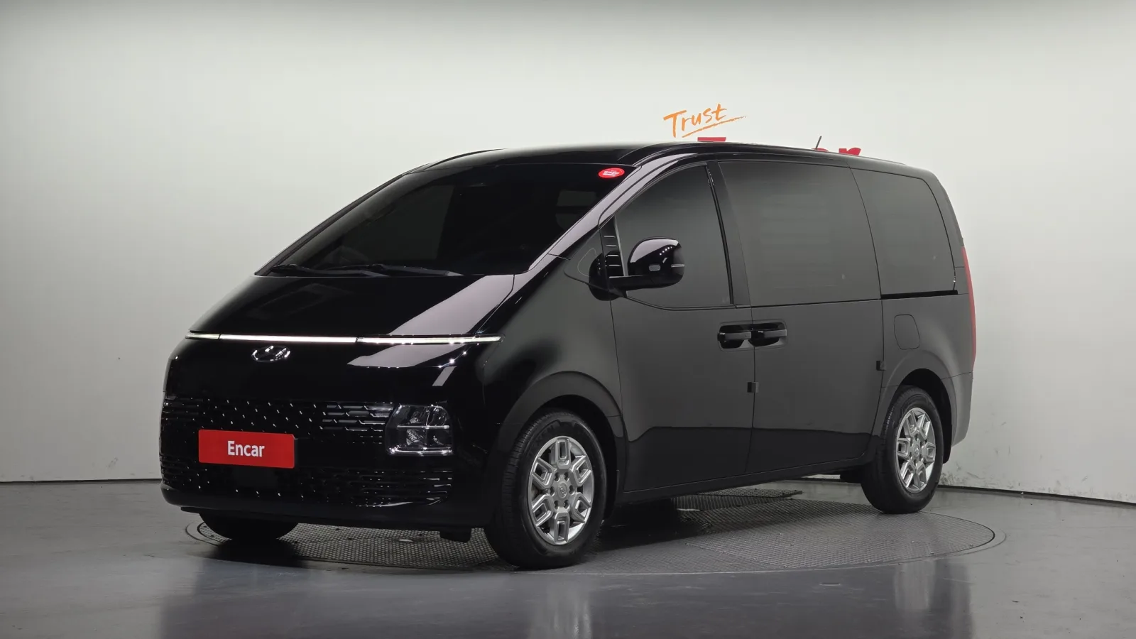 2024 Hyundai Staria