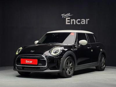 2022 MINI Cooper