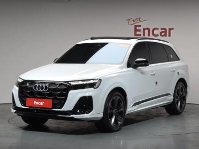 Audi Q7 2025