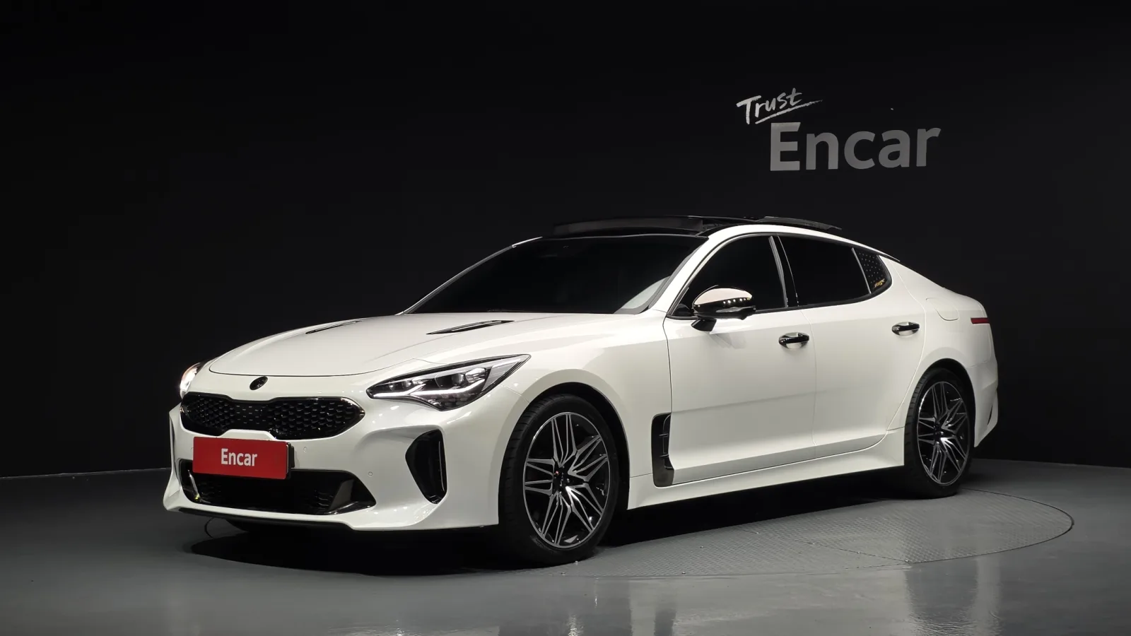 2023 Kia Stinger