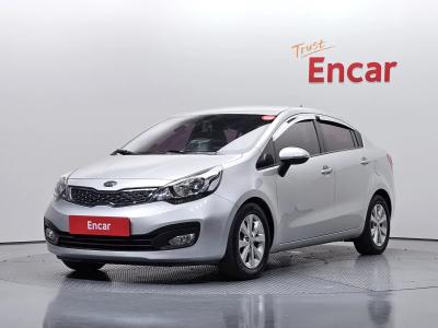 2012 Kia pride