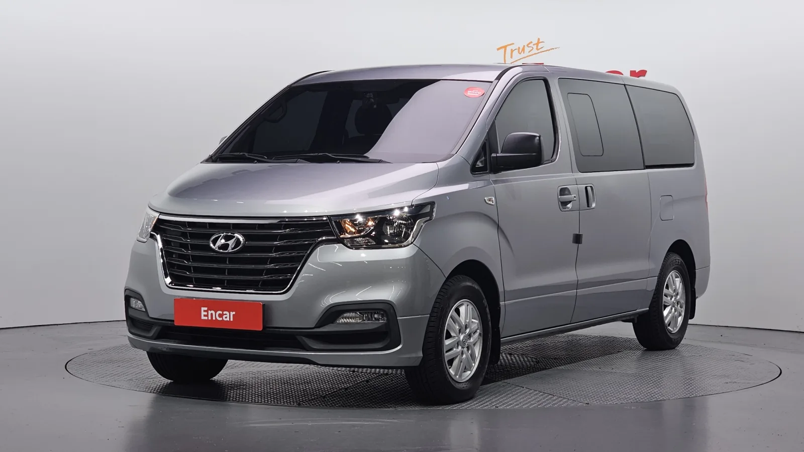2020 Hyundai Starex