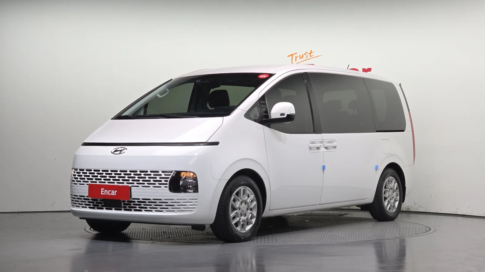 2022 Hyundai Staria