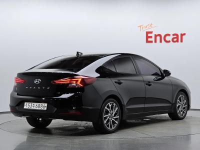 2020 Hyundai Elantra