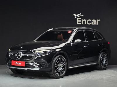 2023 Mercedes-Benz GLC-Class