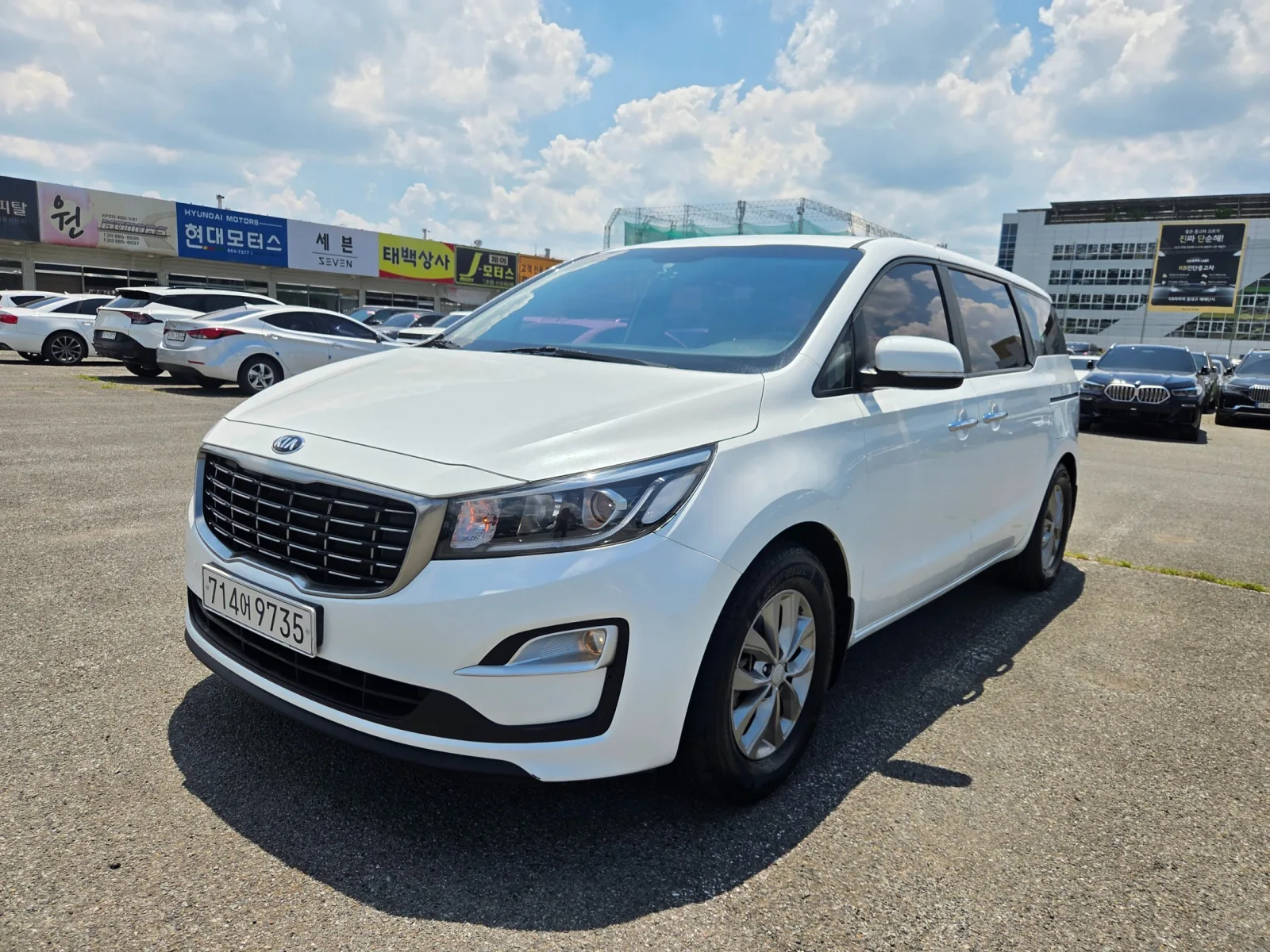 2020 Kia Carnival
