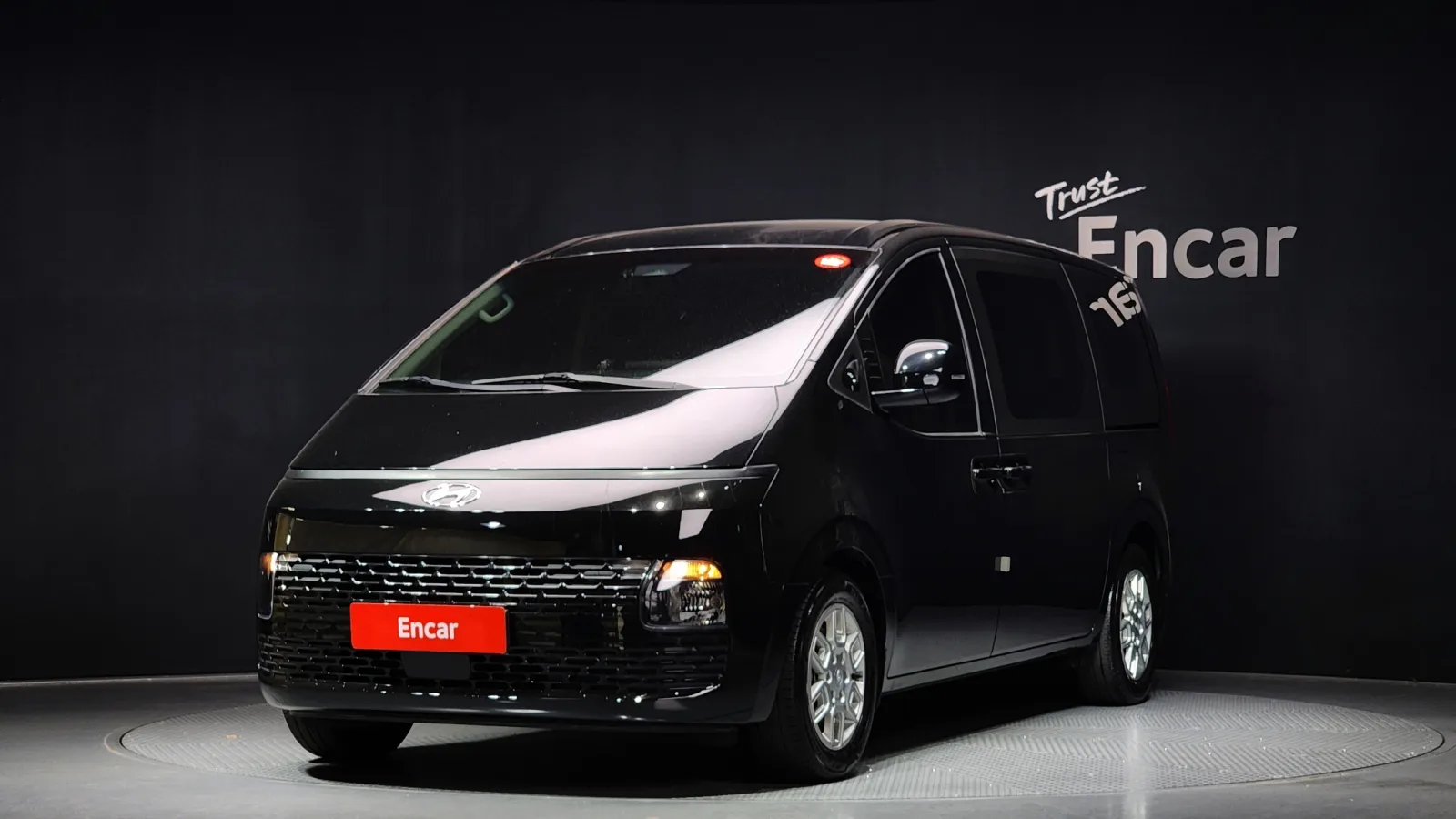 2022 Hyundai Staria