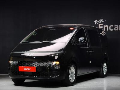 2022 Hyundai Staria