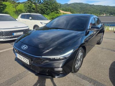 2025 Hyundai Elantra