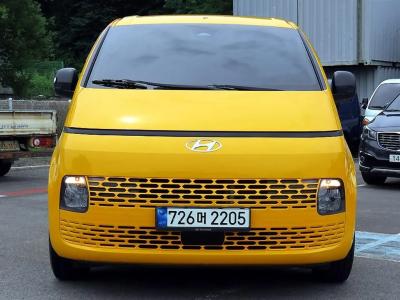 2022 Hyundai Staria