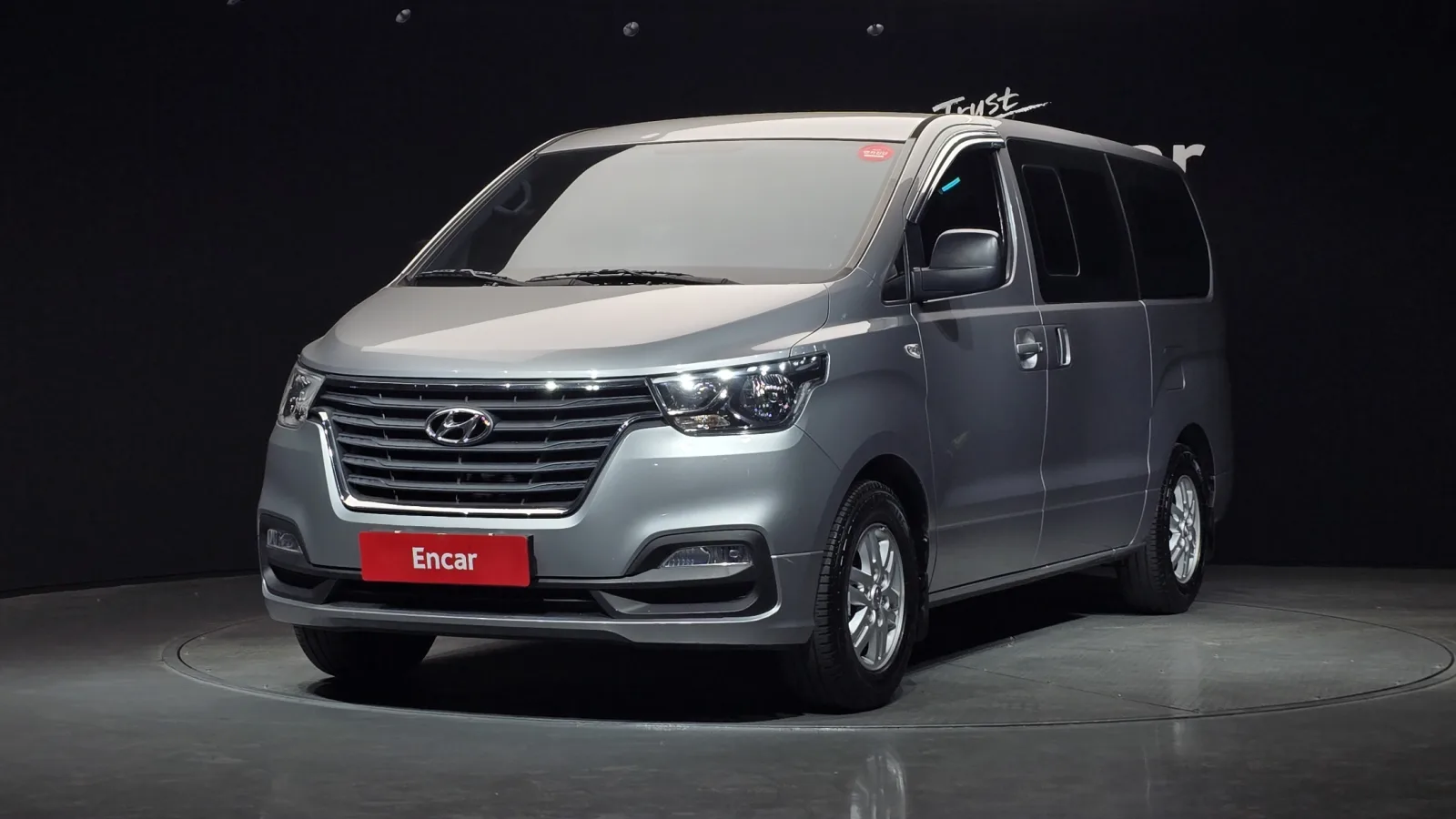 2019 Hyundai Starex