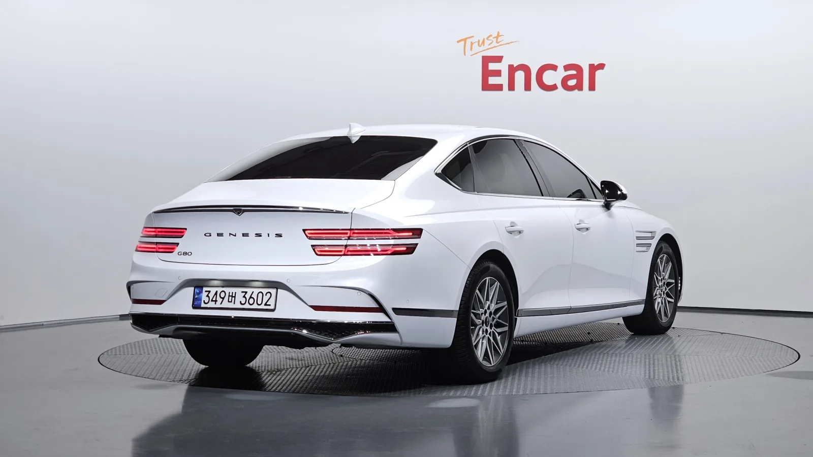 2025 Genesis G80