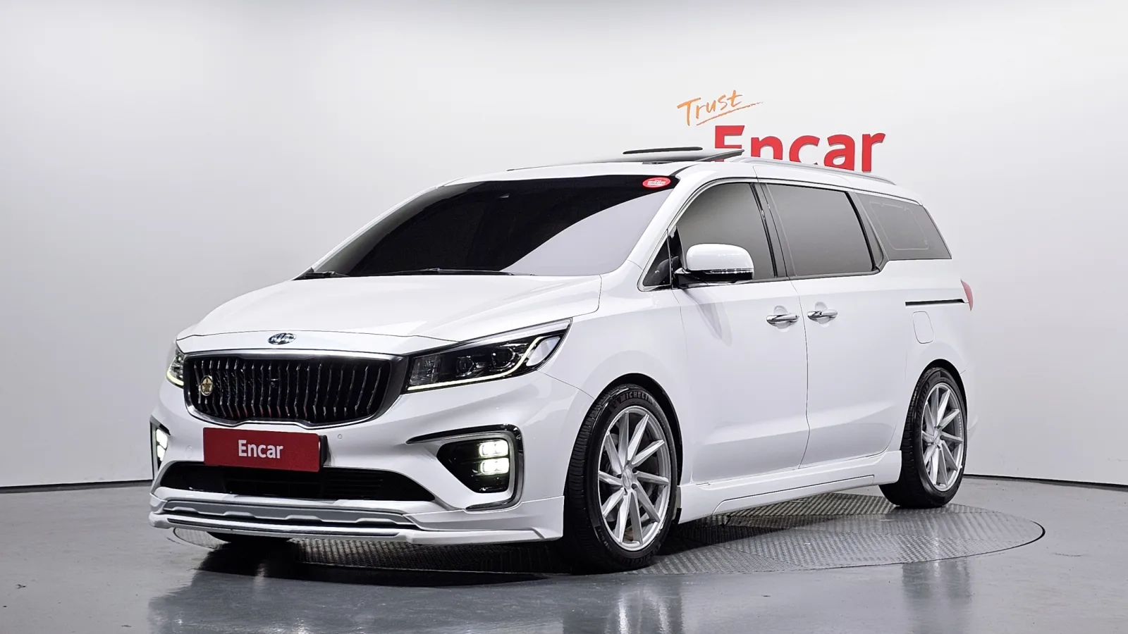 2019 Kia Carnival