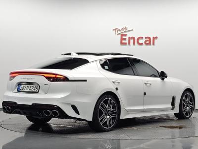 2023 Kia Stinger