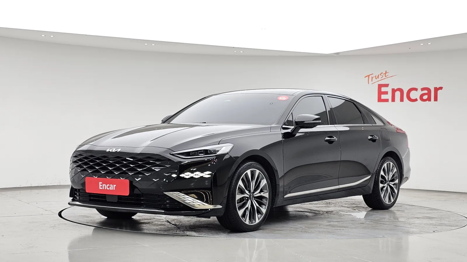 2023 Kia K8