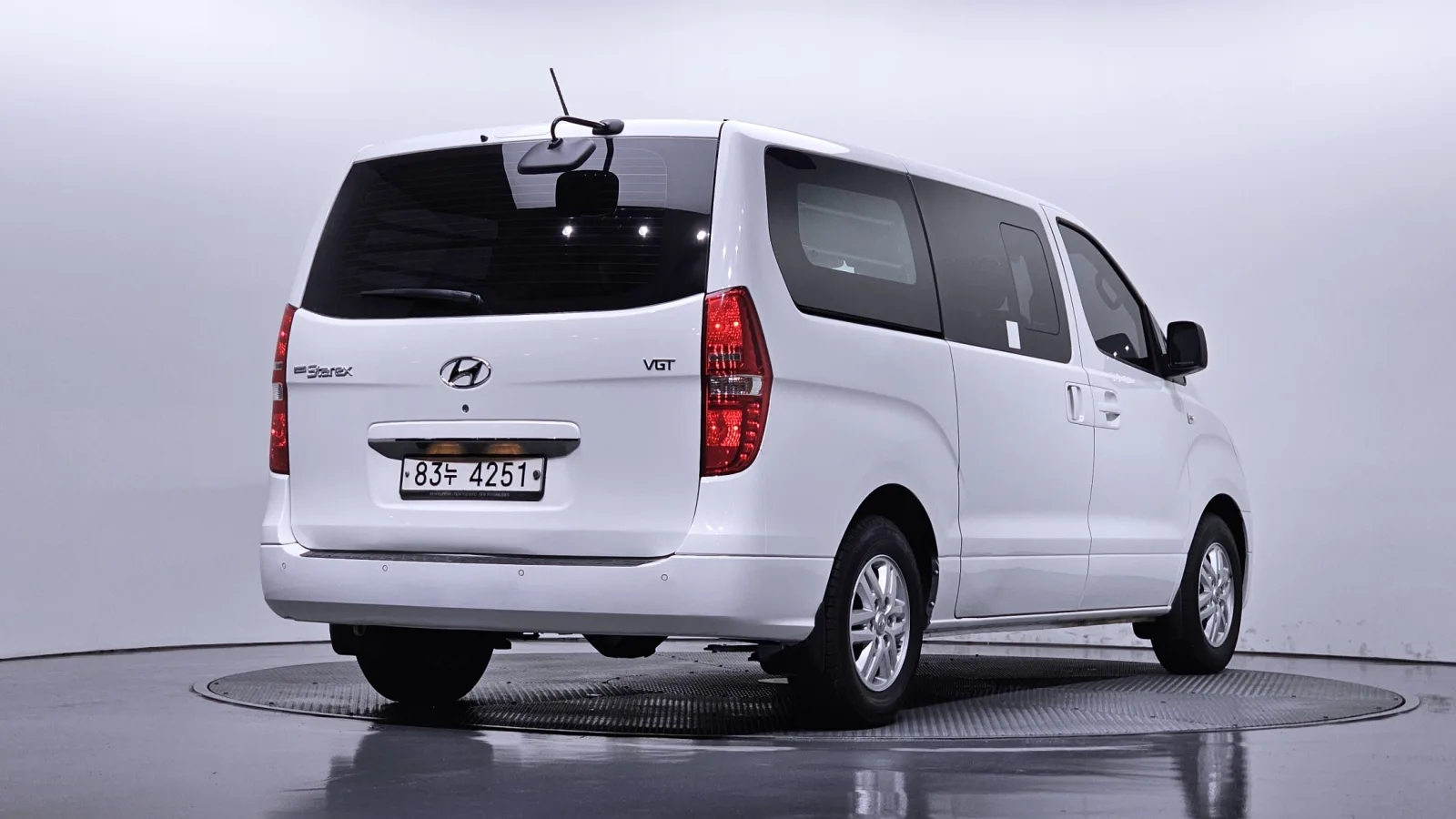 2017 Hyundai Starex