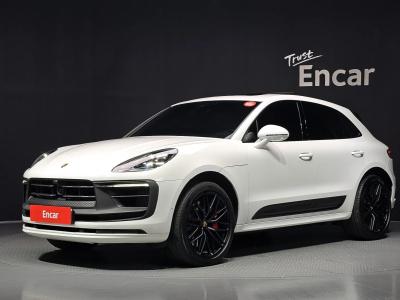 2023 Porsche Macan