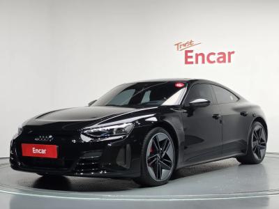 2022 Audi RS e-tron GT