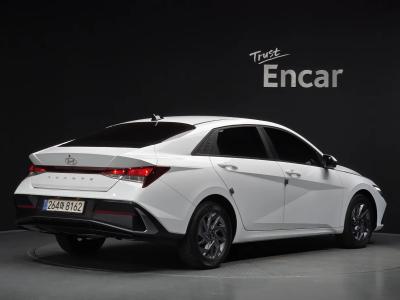 2024 Hyundai Elantra