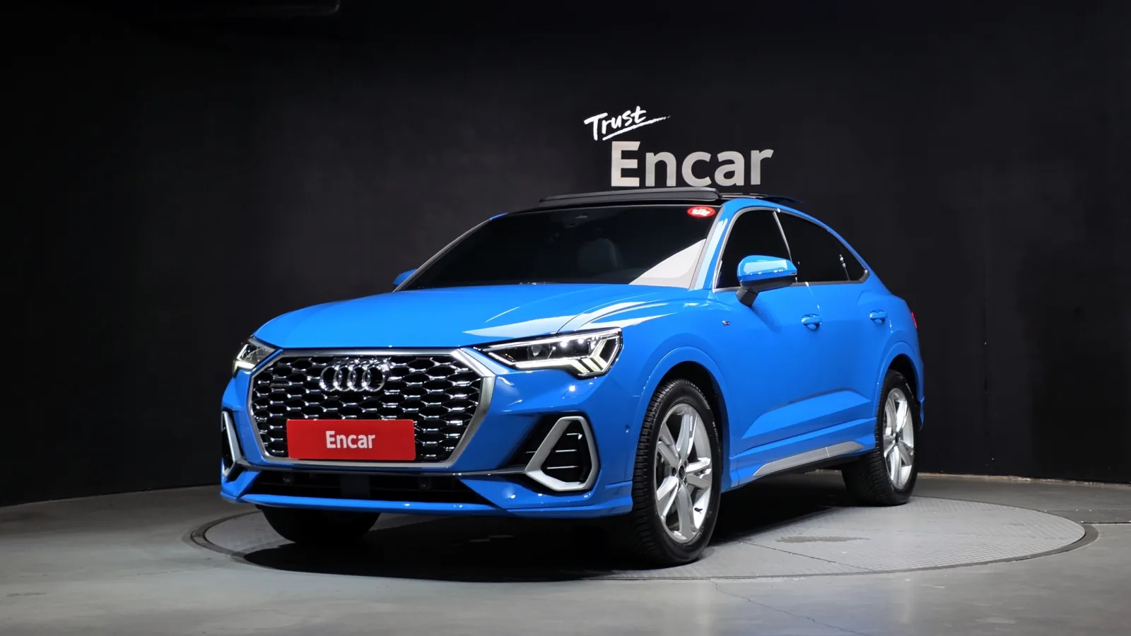 2022 Audi Q3
