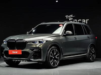 2022 BMW X7