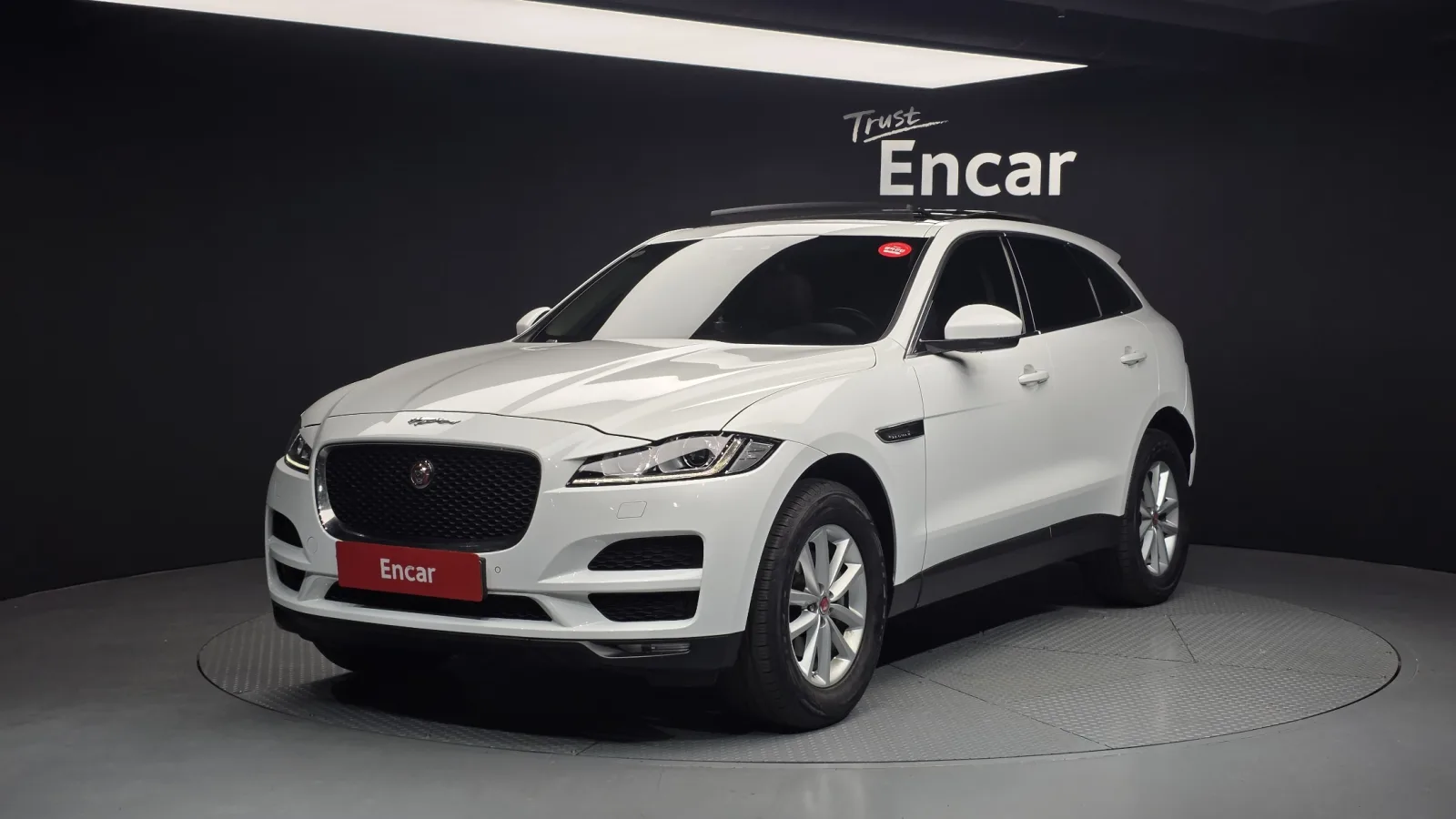 2018 Jaguar F-PACE