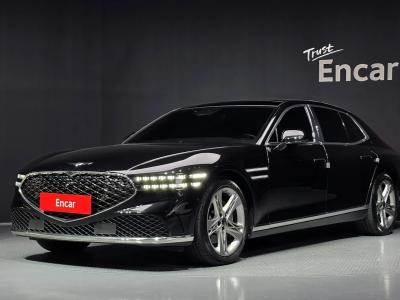 2022 Genesis G90