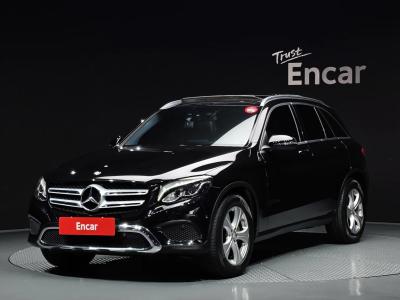 2017 Mercedes-Benz GLC-Class