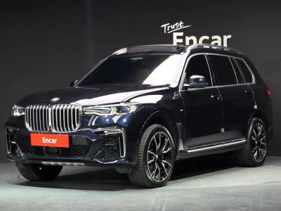 2022 BMW X7