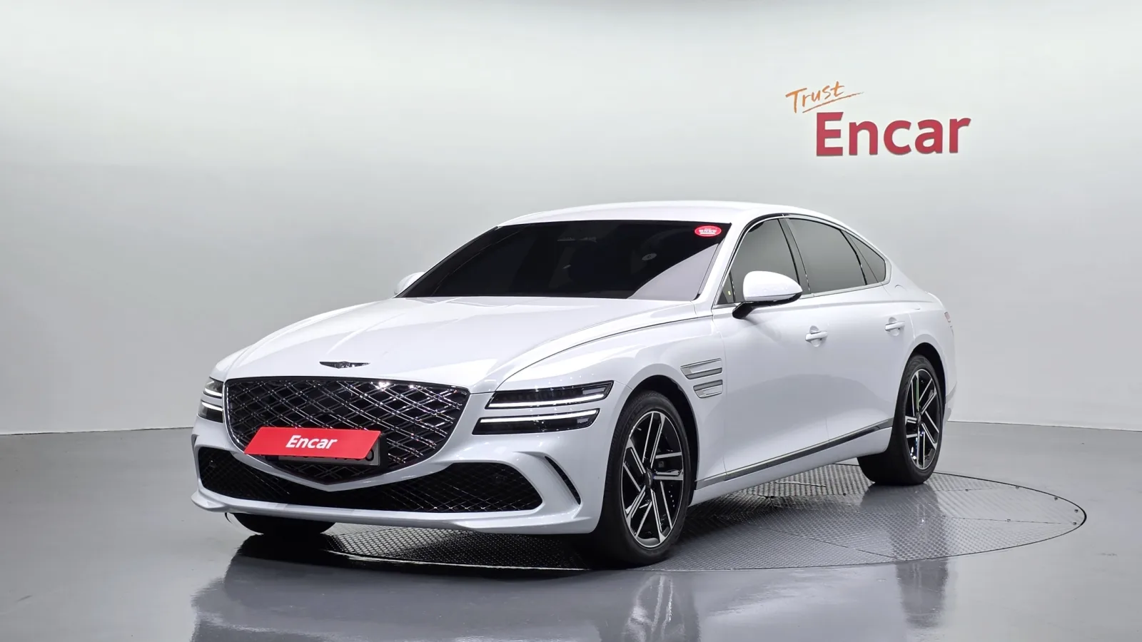 2025 Genesis G80