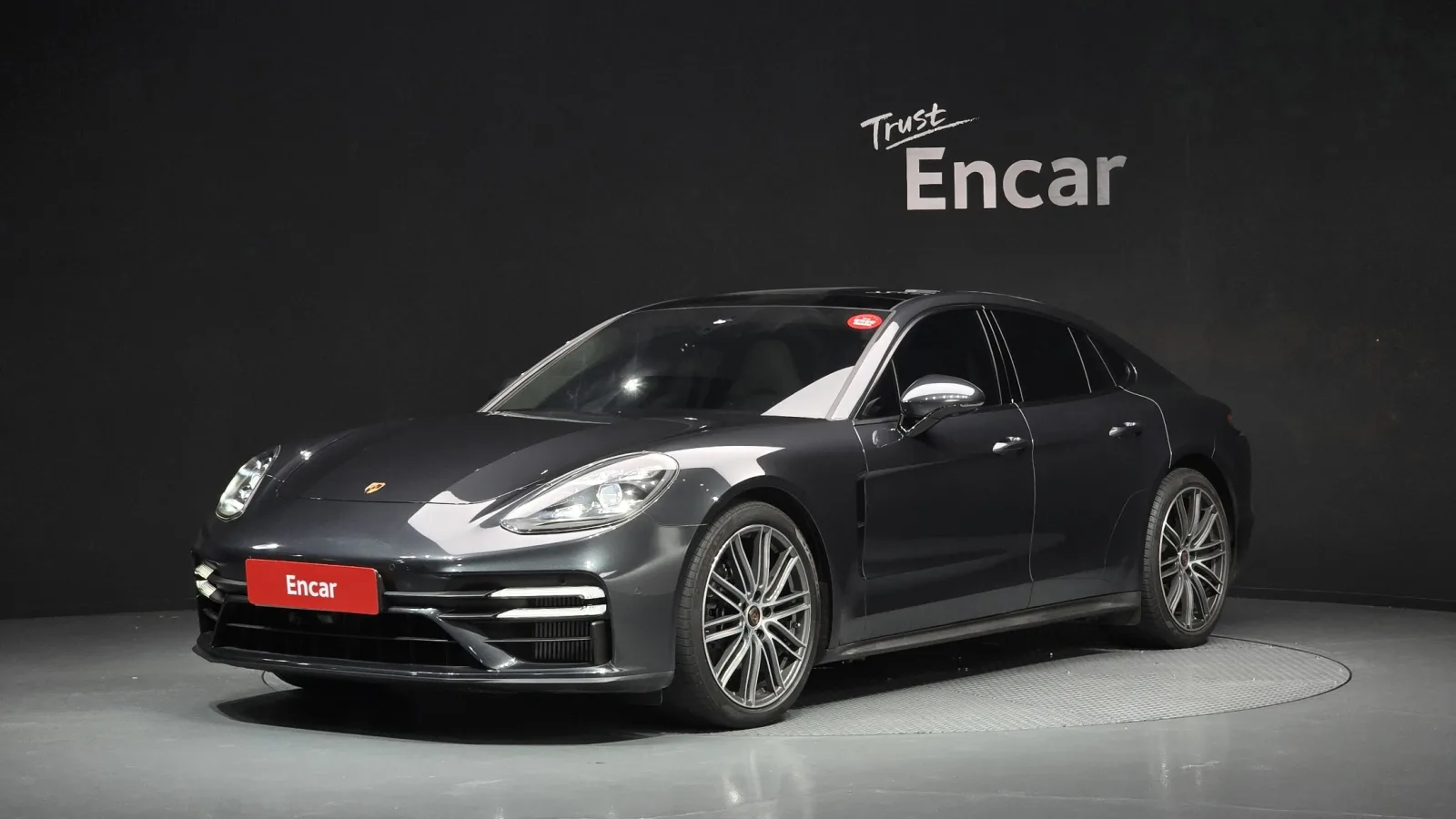 2021 Porsche Panamera