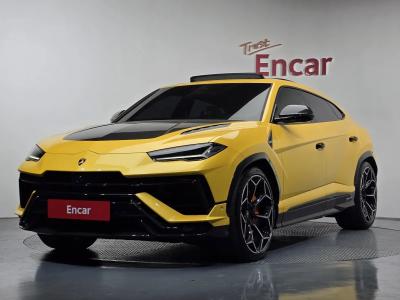 2024 Lamborghini Urus