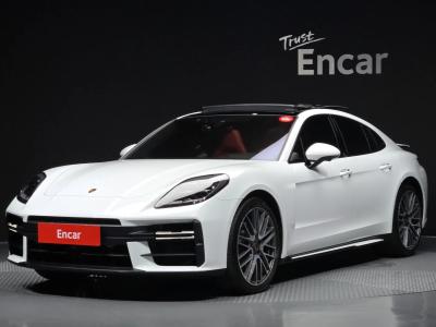 Porsche Panamera 2025