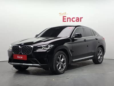 2022 BMW X4
