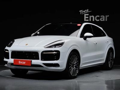 Porsche Cayenne 2021