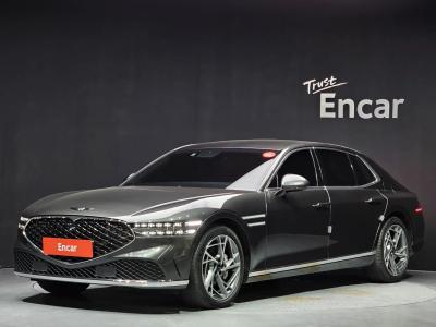 2022 Genesis G90