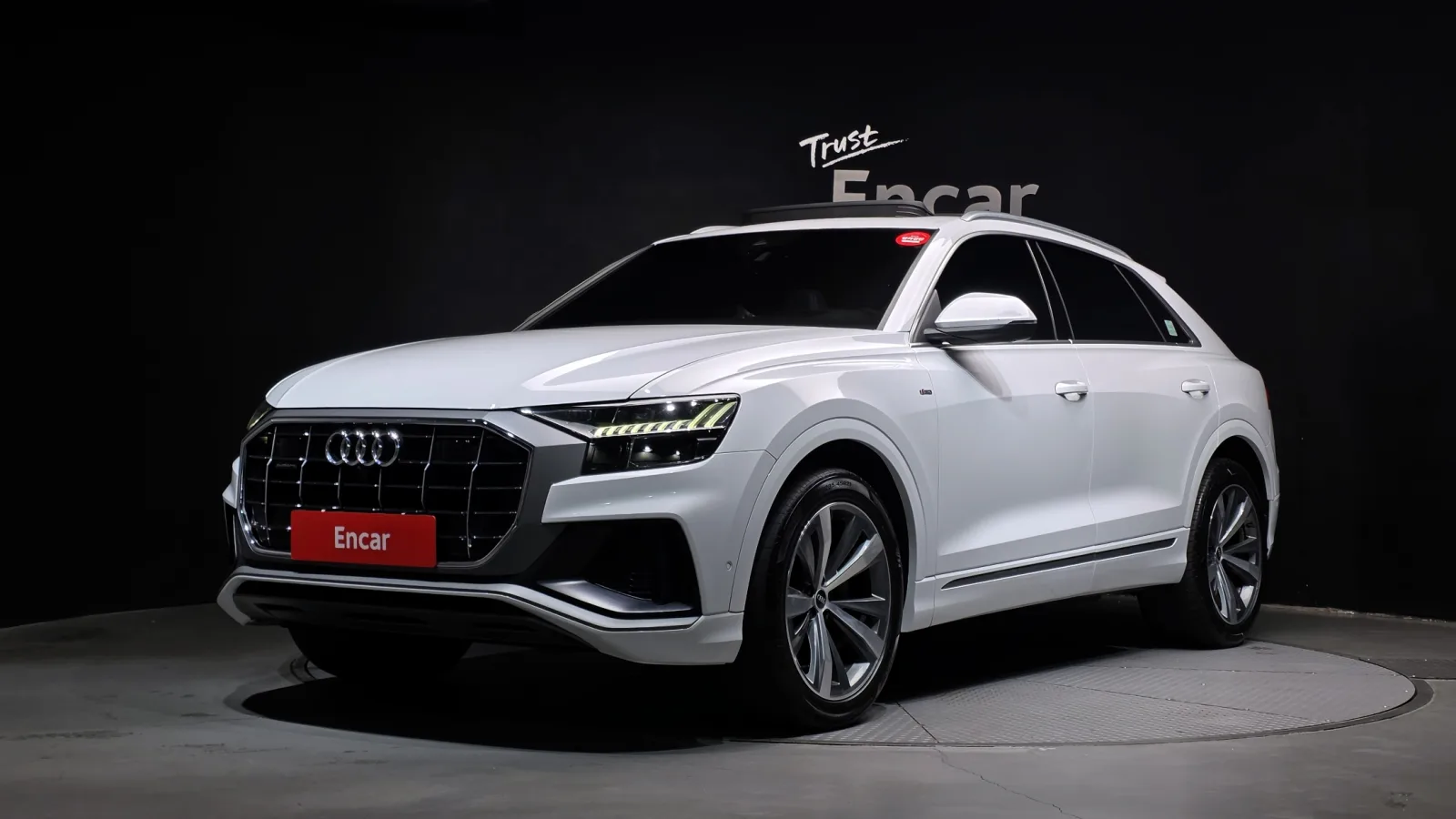 2022 Audi Q8