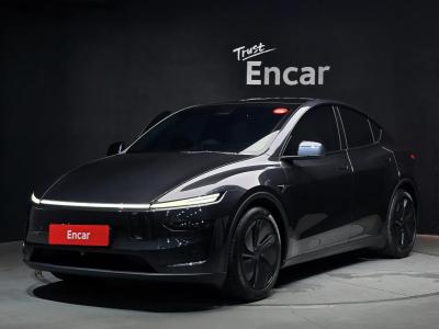 2025 Tesla Model Y
