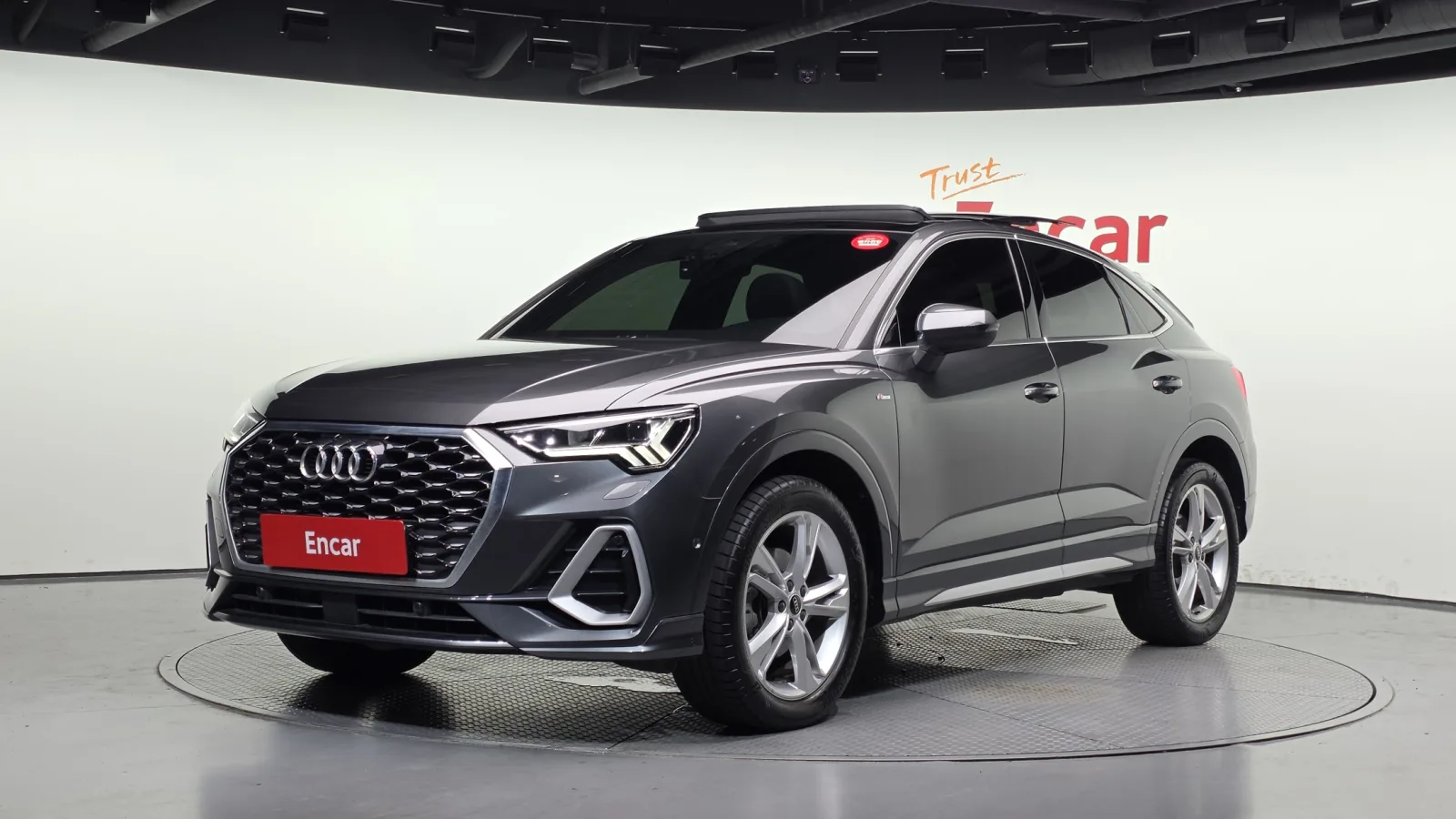 2022 Audi Q3