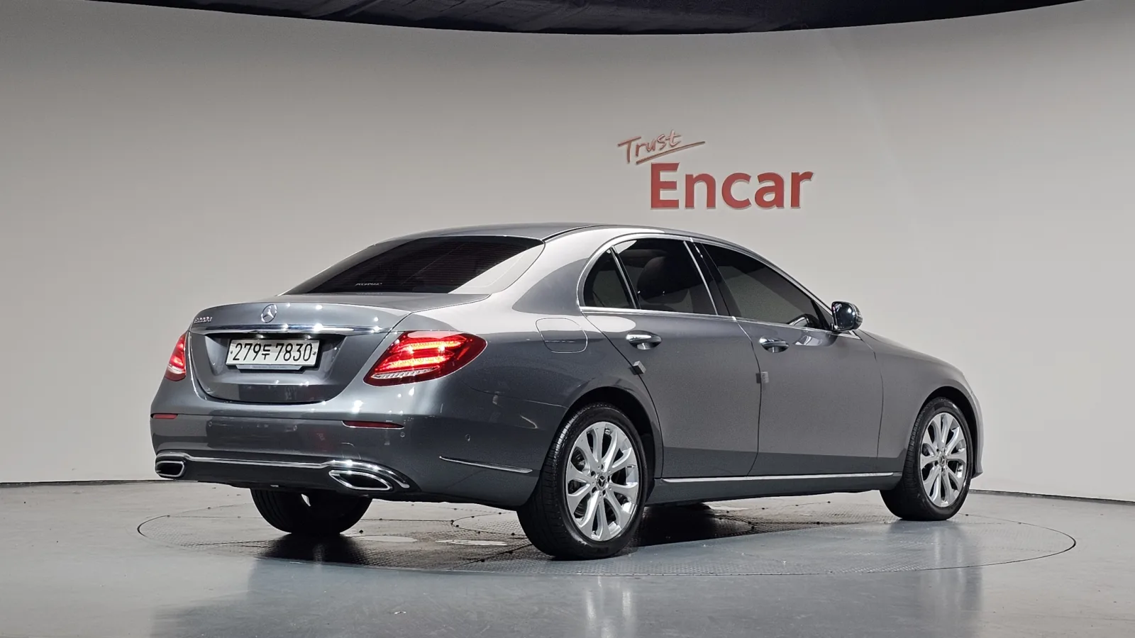 2018 Mercedes-Benz E-Class