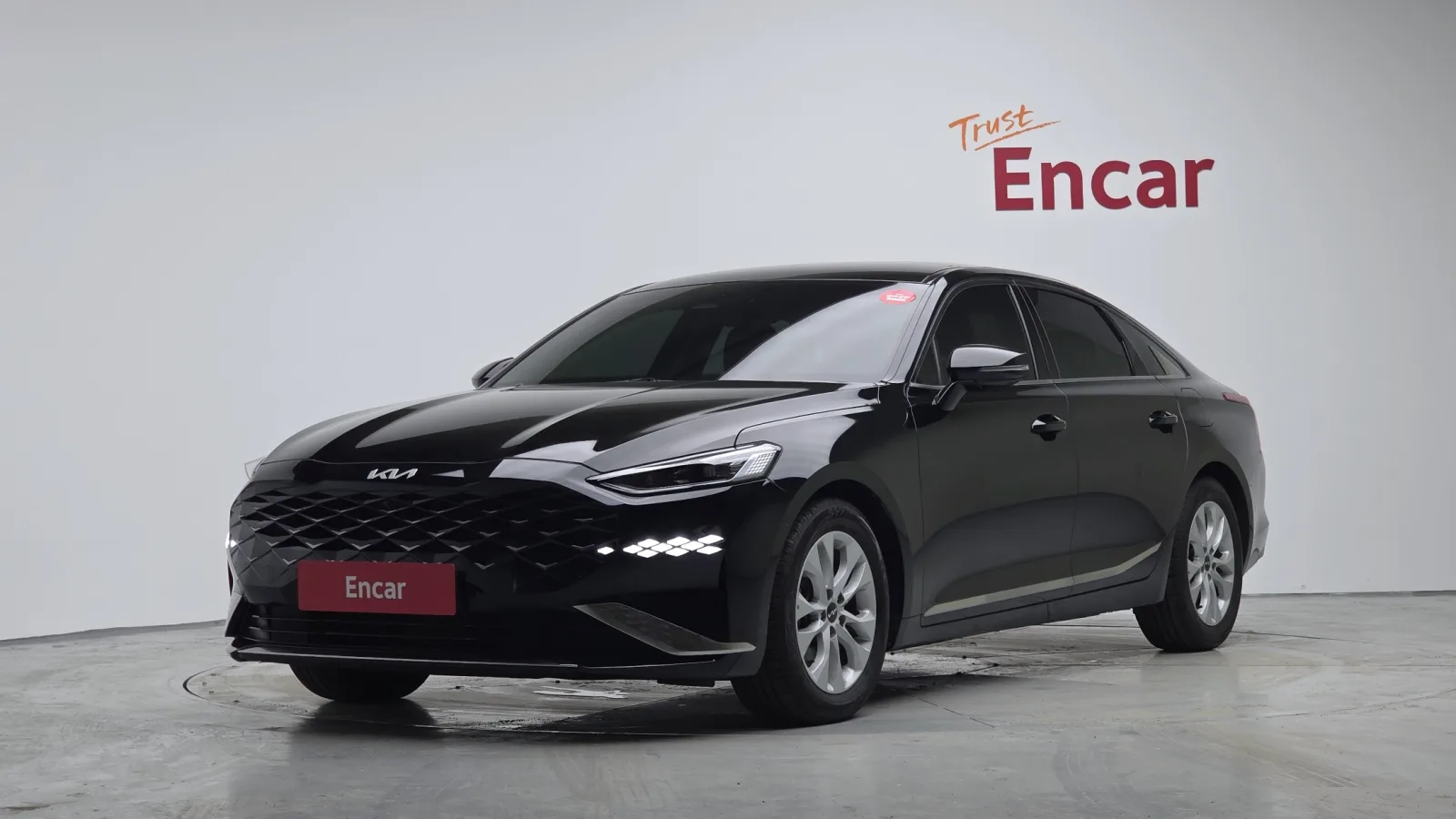2023 Kia K8