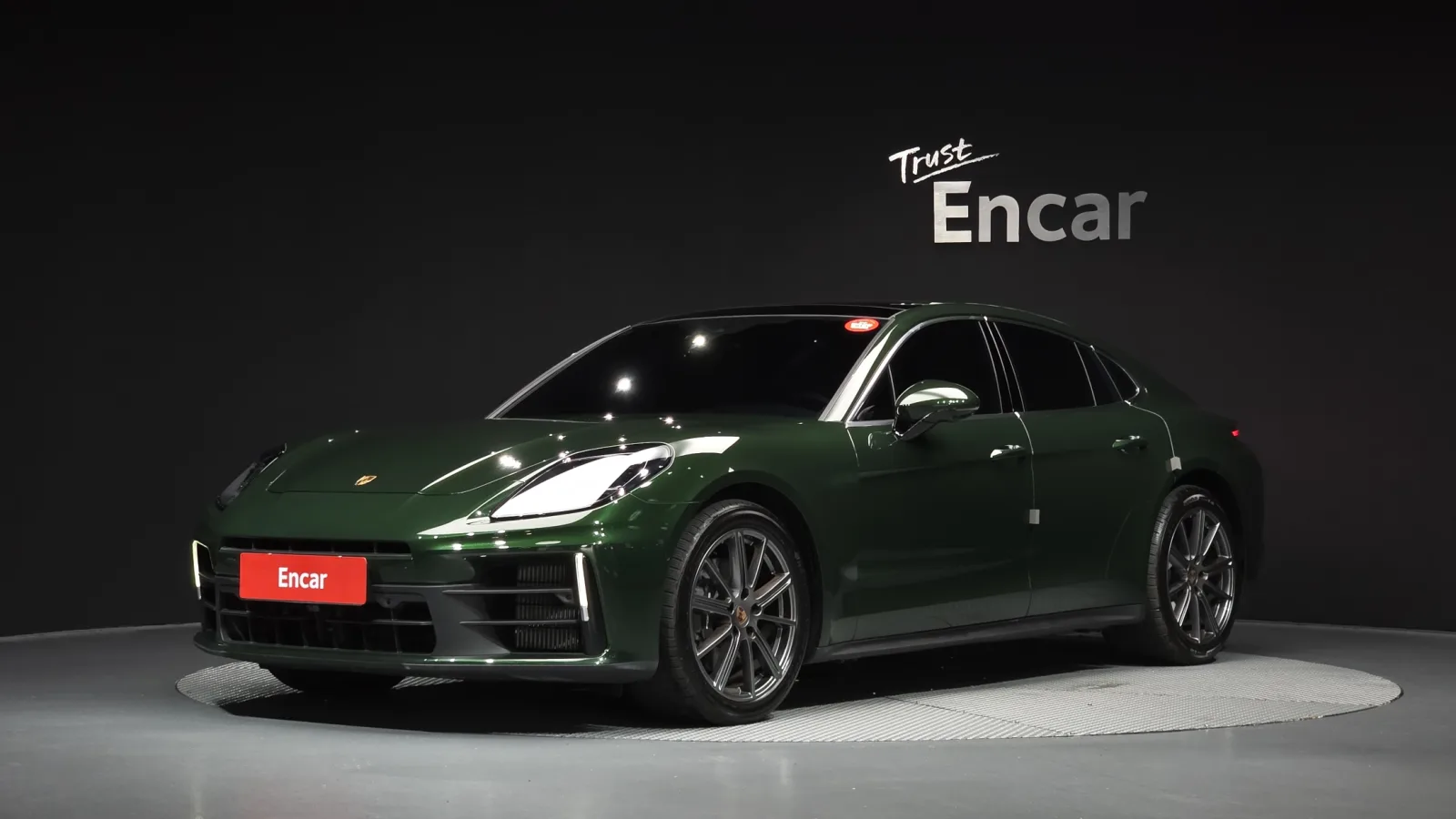 2026 Porsche Panamera