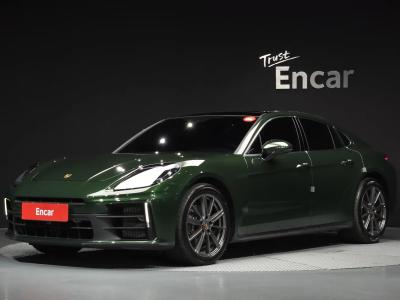 2026 Porsche Panamera