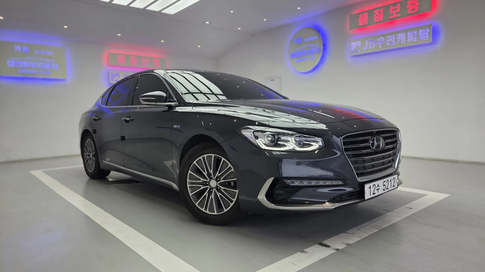 2019 Hyundai Grandeur
